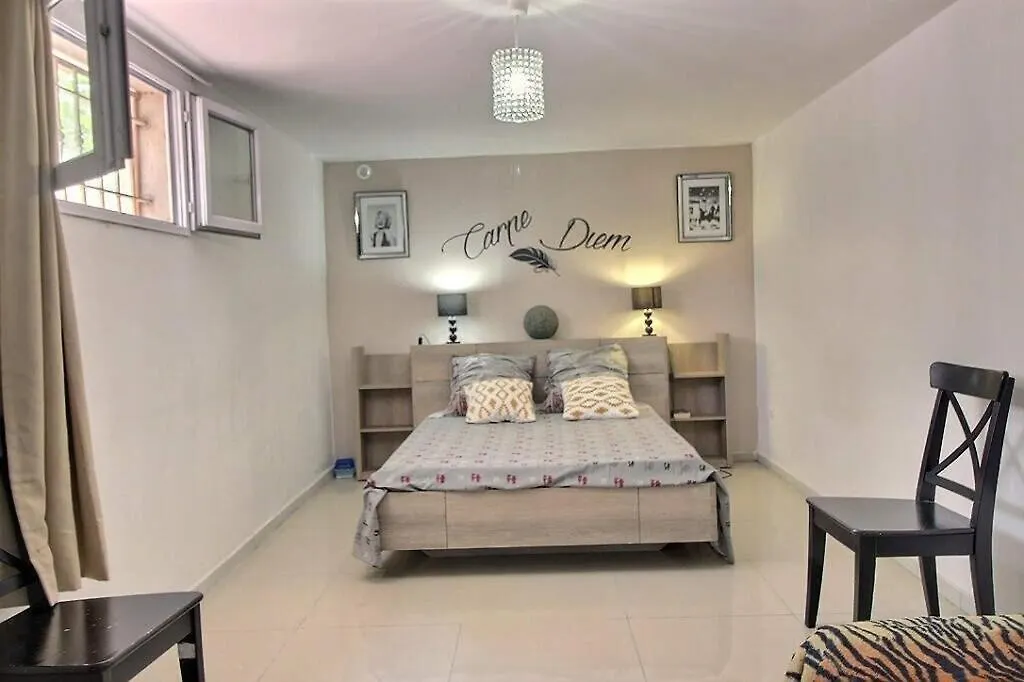 Villa Avec Piscine Et 3 Logements Ideale Groupe Marseille Hébergement de vacances