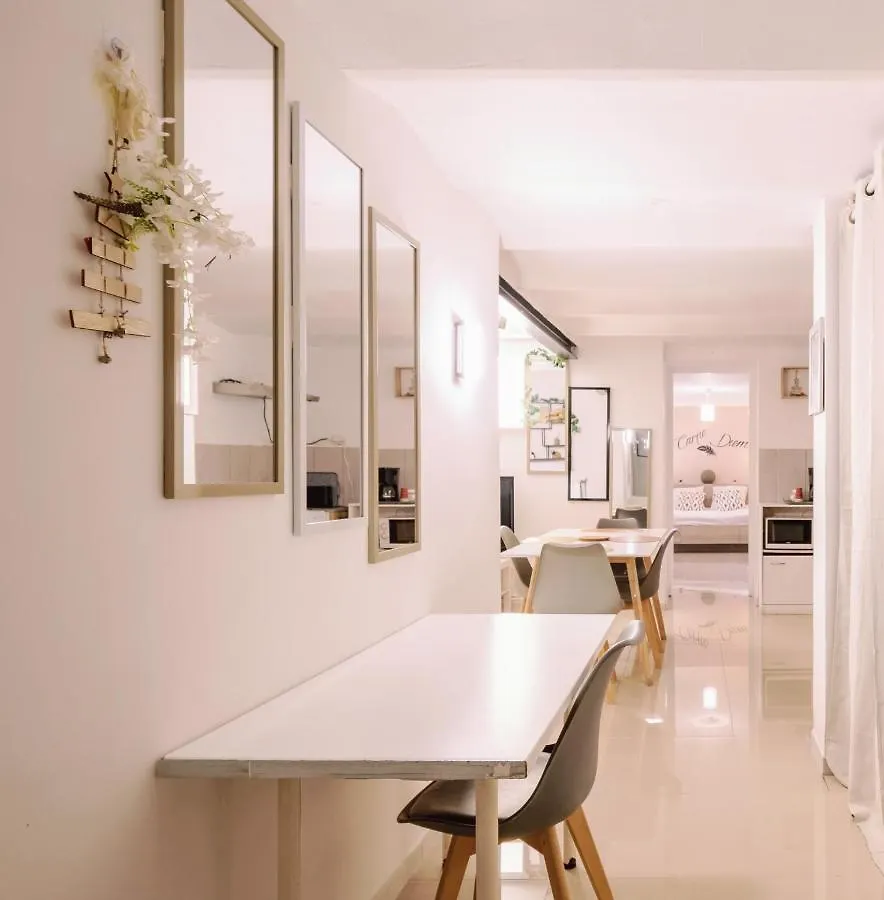 Villa 3 Logements Ideale Groupe Piscine Parking Gratuit Marseille Holiday home